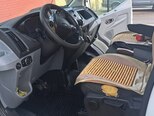 Ford Transit-10