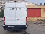 Ford Transit-13