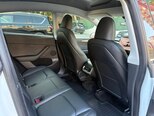 Tesla Model Y-9