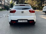 Kia Rio-5