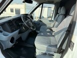 Ford Transit-12
