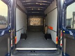 Ford Transit-8