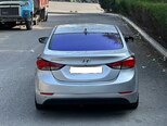 Hyundai Elantra-2