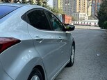 Hyundai Elantra-5