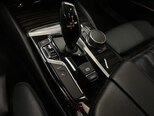 BMW 530e-15