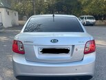 Kia Pride-2