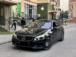 Mercedes E 220-6