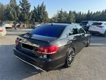 Mercedes E 220-17