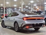 Hyundai Sonata-11