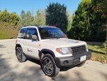 Mitsubishi Pajero io-9