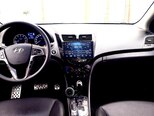 Hyundai Accent-5