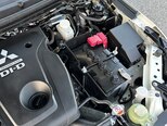 Mitsubishi L200-24