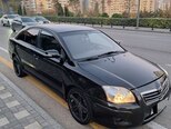 Toyota Avensis-2