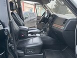 Mitsubishi Pajero-19