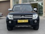 Mitsubishi Pajero-9