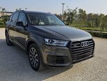 Audi Q7-3