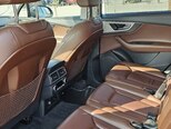 Audi Q7-12