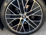 Porsche Taycan-3