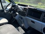 Ford Transit-5