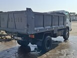 Isuzu NKR 66 E-9