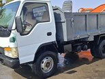 Isuzu NKR 66 E-13
