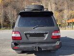Toyota Land Cruiser-4
