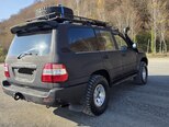 Toyota Land Cruiser-11