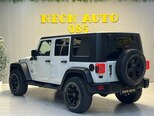 Jeep Wrangler-4