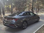 Hyundai Elantra-7