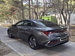 Hyundai Elantra-14