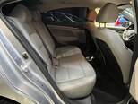 Hyundai Elantra-16