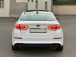 Kia K5-10