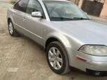 Volkswagen Passat-4