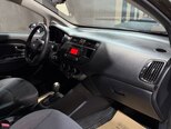 Kia Rio-14