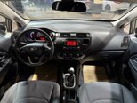 Kia Rio-17