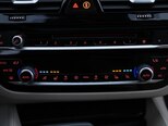 BMW 530e-7