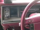 Lincoln Town Car-13