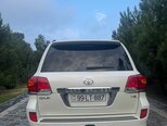 Toyota Land Cruiser-5