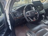 Toyota Land Cruiser-14