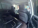 Toyota Land Cruiser-18