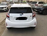 Toyota Aqua-4