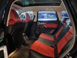 BMW iX1-26
