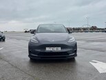 Tesla Model Y-1