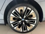 BMW i5-10
