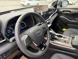 Toyota Highlander-16