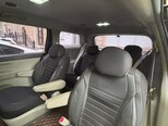 Kia Carnival-11