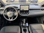 Toyota Corolla Cross-12