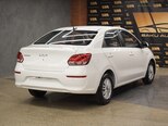 Kia Pegas-7