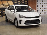 Kia Pegas-3