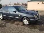 Mercedes E 240-2